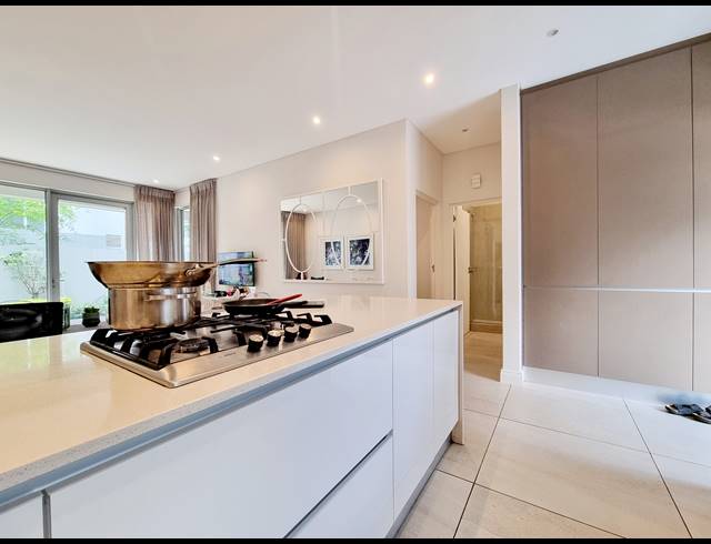 2 BEDROOM APARTMENT TO LET IN WAVERLEY